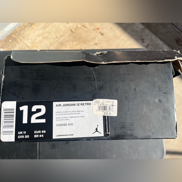 Authentic Jordan Retro 12 Obsidian. - Picture 3 of 3